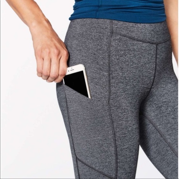 Lululemon Speed Up Crop 21” - Picture 3 of 16